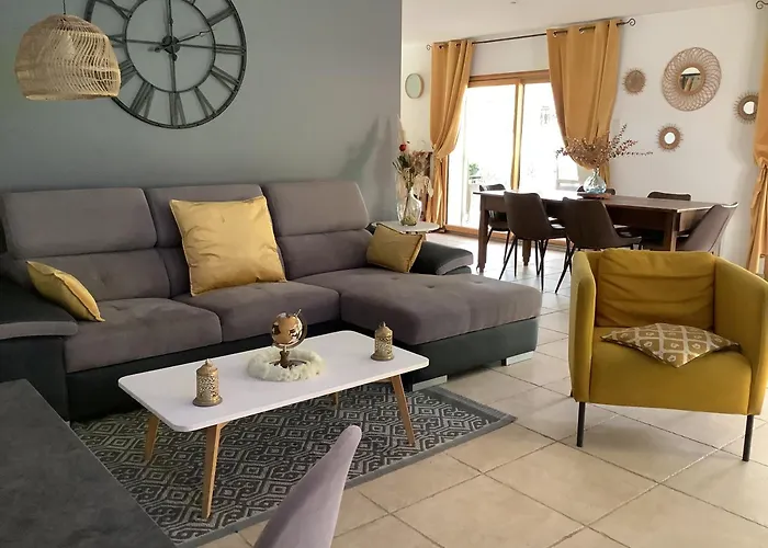 La D Angel Vila Carcares-Sainte-Croix